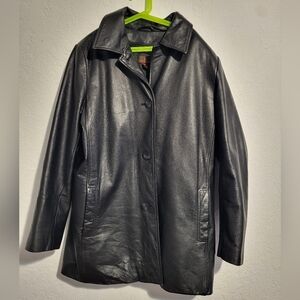 Danier Men’s Genuine Leather Button-Up Jacket Black Medium Jacket B98